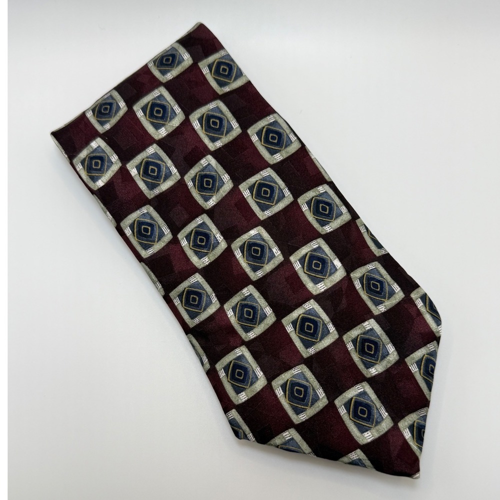 Mulberry Silk Necktie OS Burgundy Geometric Diamond Hand Sewn Italy USA Vintage